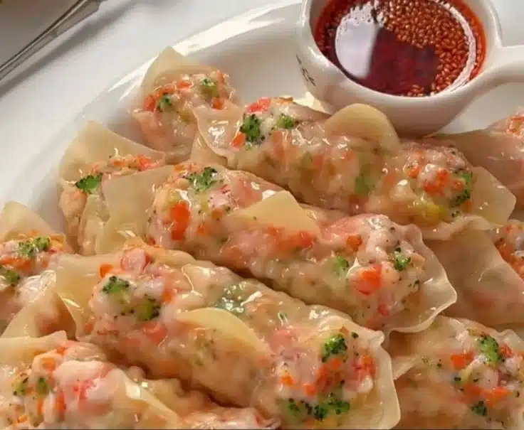 Plate of low-cal veggie shrimp dumplings ready to serve